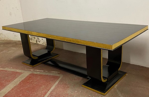 Art deco rarest long gold leaf and black lacquered dinning table