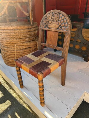 Brutalist Art Deco carved pair of chair with rope waved seats