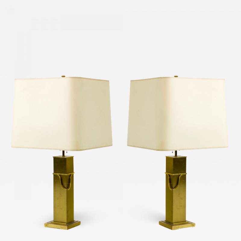 Classy pair of gold bronze table lamp