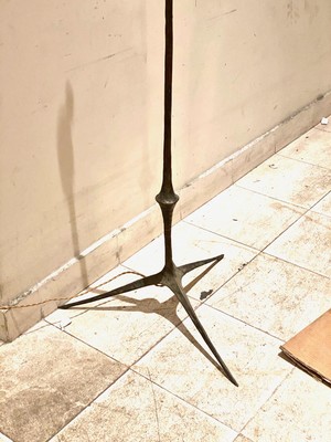 Felix Agostini refined bronze standing lamp