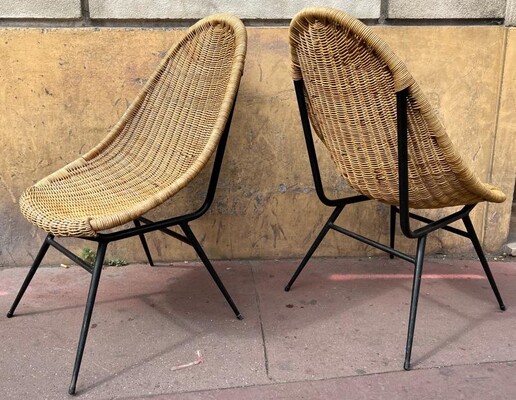 French Riviera charming pait of egg-shaped rattan chairs