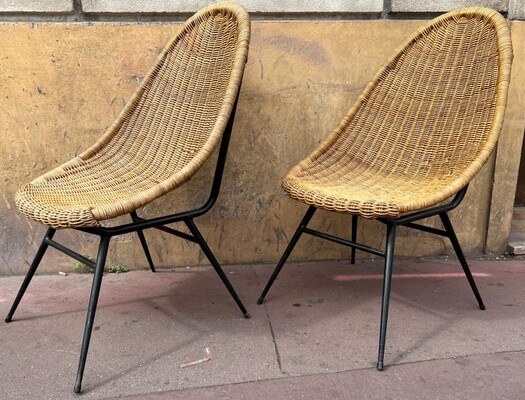 French Riviera charming pait of egg-shaped rattan chairs