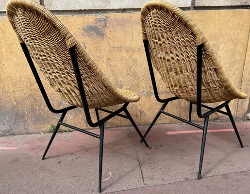 French Riviera charming pait of egg-shaped rattan chairs