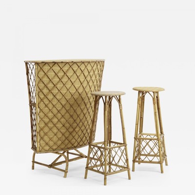 French Riviera witty rattan bar and its pair of bar stools