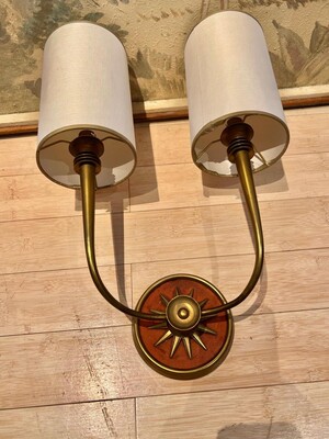 Genet et Michon refined pair of 40s sconces