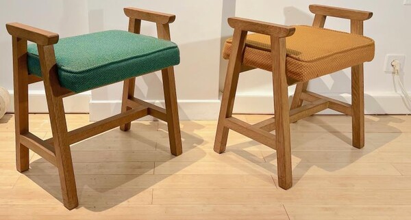 Guillerme et Chambron pair 50s oak stools with their vintage 