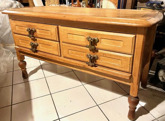 Guillerme et Chambron rarest oak chest of drawers