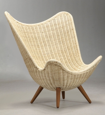 Knud Vinther organic pair of lounge chairs in rattan and tapered