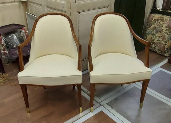Maison Dominique rare set of 4 dinning or playing card chairs