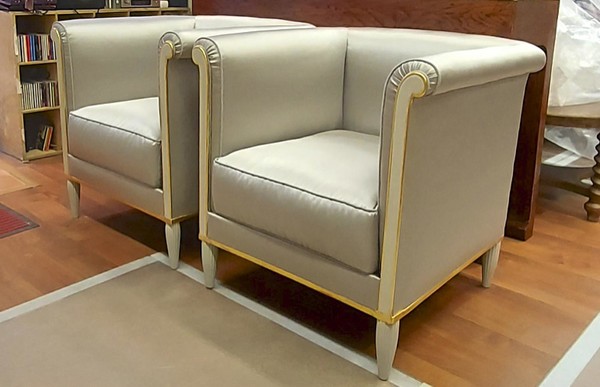 Maison Saddier refined early Art Deco pair of square chairs 