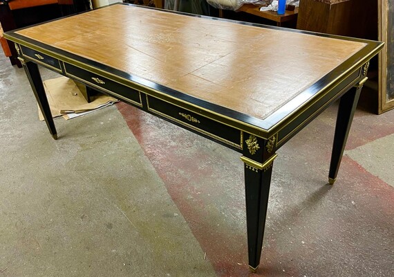 Maurice Hirsch Neo classical 40s chicest desk with gold bronze accent